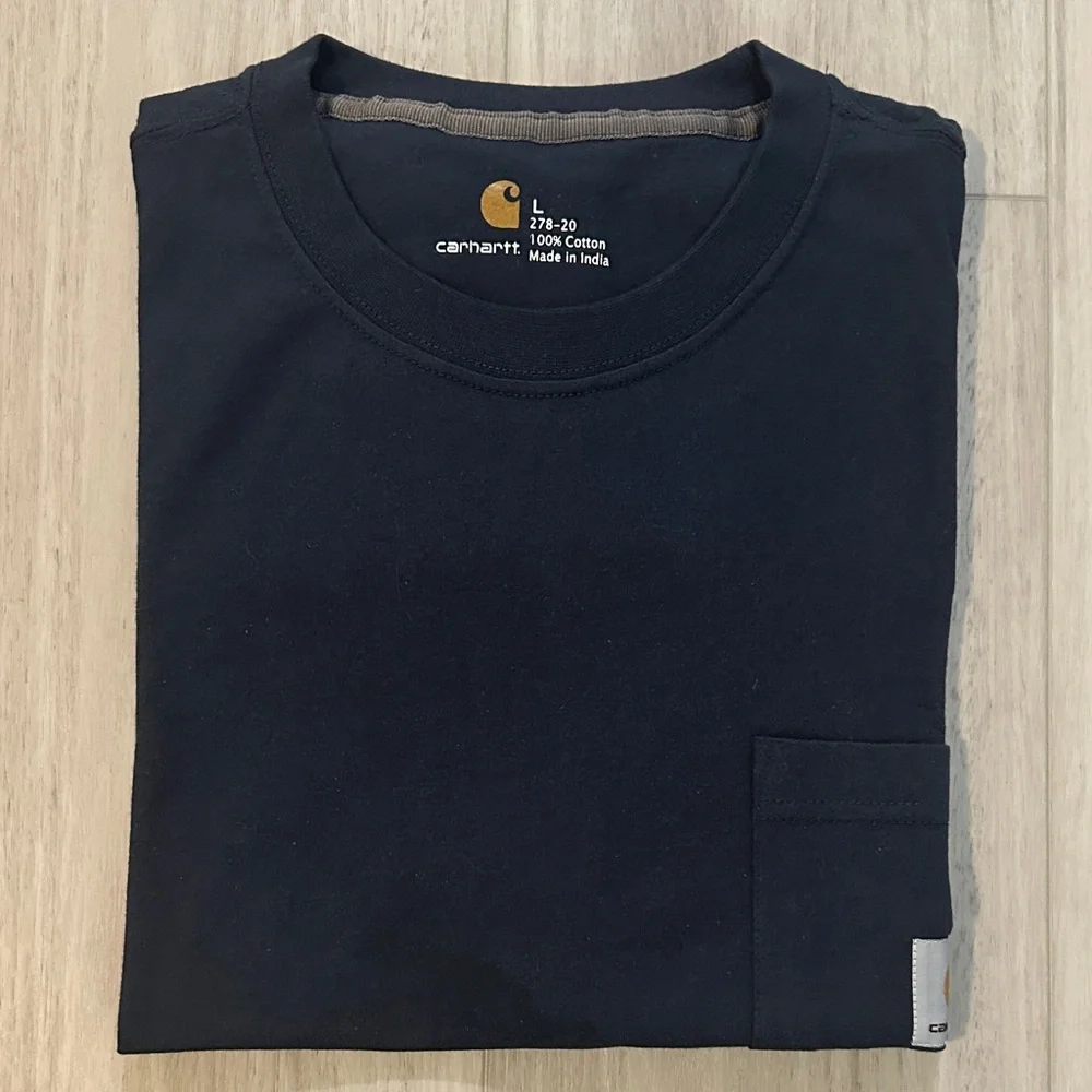 Men’s Carhartt Navy Blue Cotton Pocketed Short Sleeve Tee - Picture 10 of 10